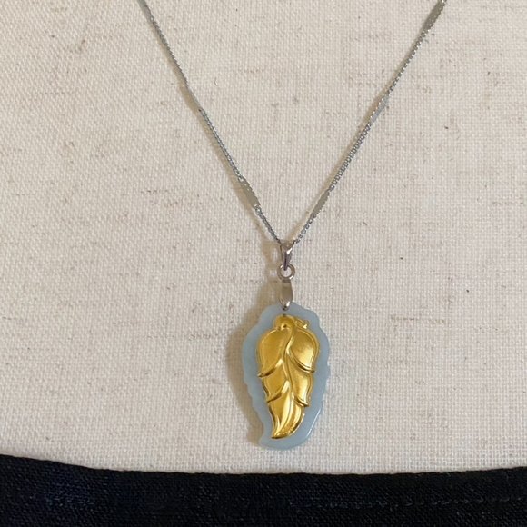 24k real gold Authentic type a jade leaf pendant necklace - Picture 3 of 5